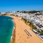 Ocean Chic By The Appartamento Albufeira