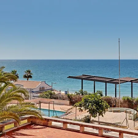 Ocean Chic By The Apartment *