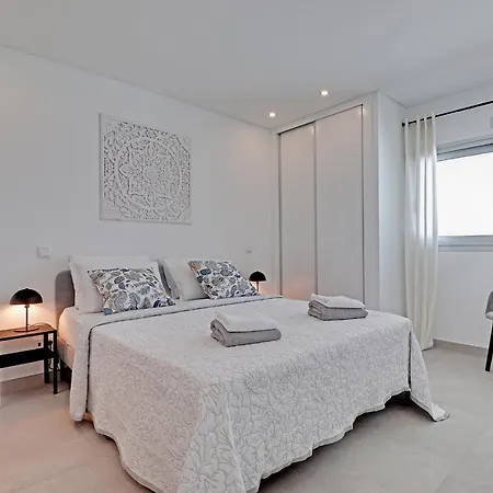 Ocean Chic By The Apartment Albufeira