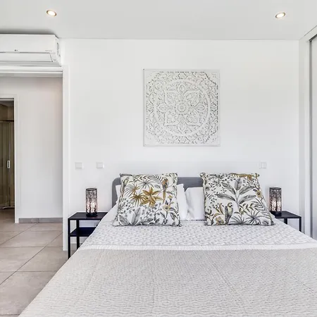 Ocean Chic By The アパート *