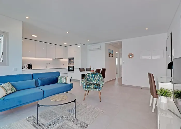 Ocean Chic By The Apartment Albufeira